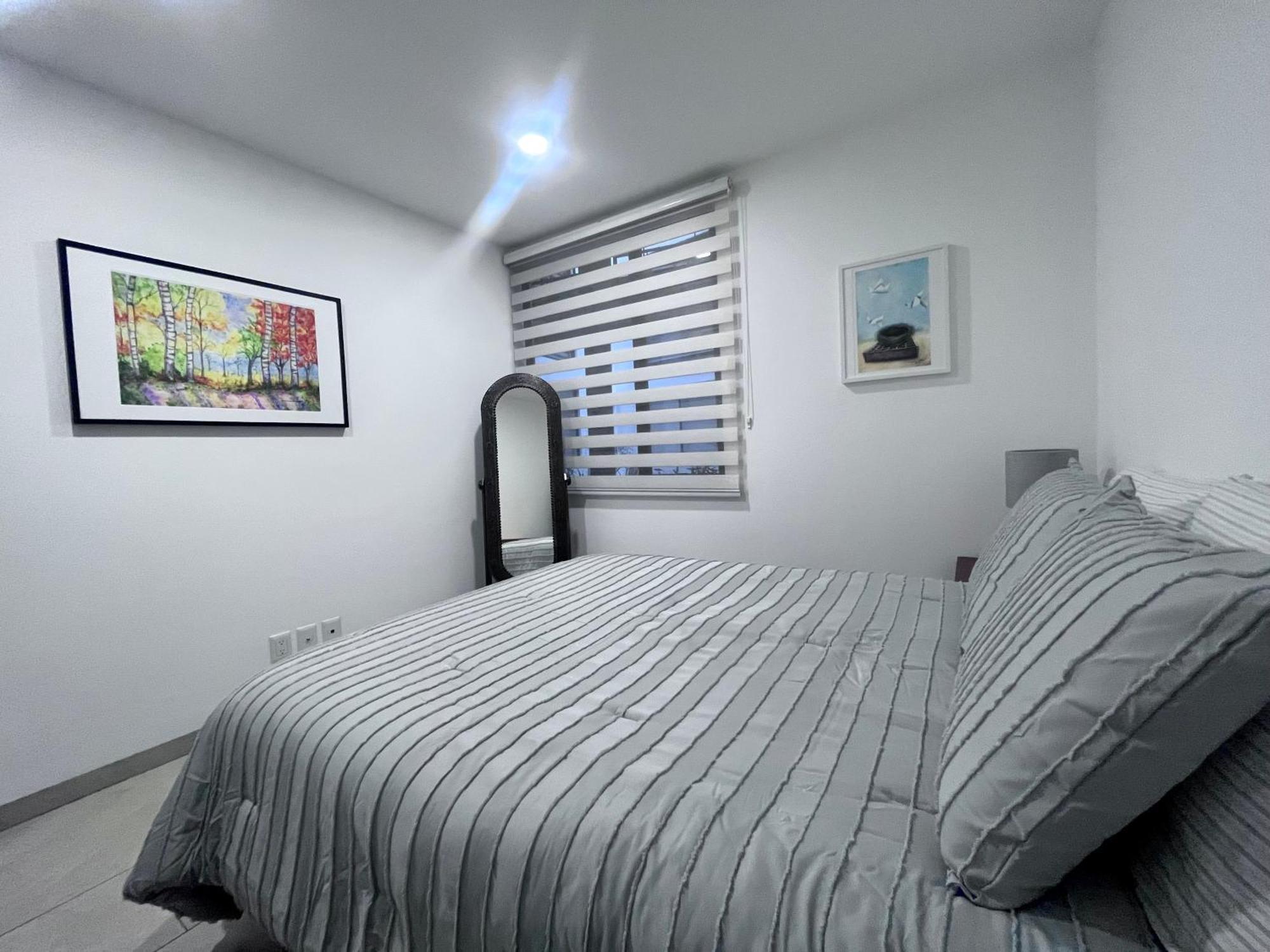 Ml002 - 2br - 2bth Apartment *
