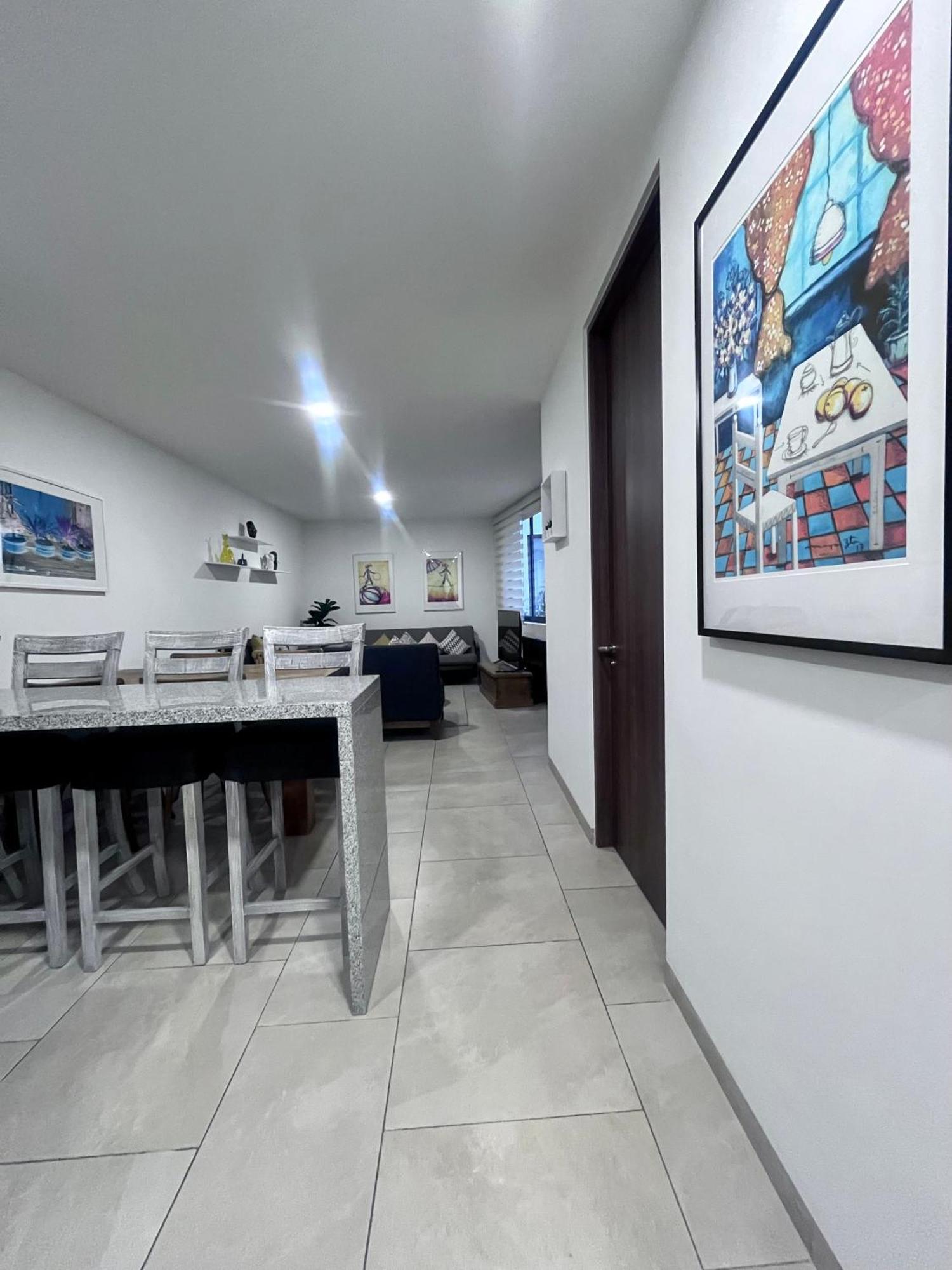 Ml002 - 2br - 2bth Apartment