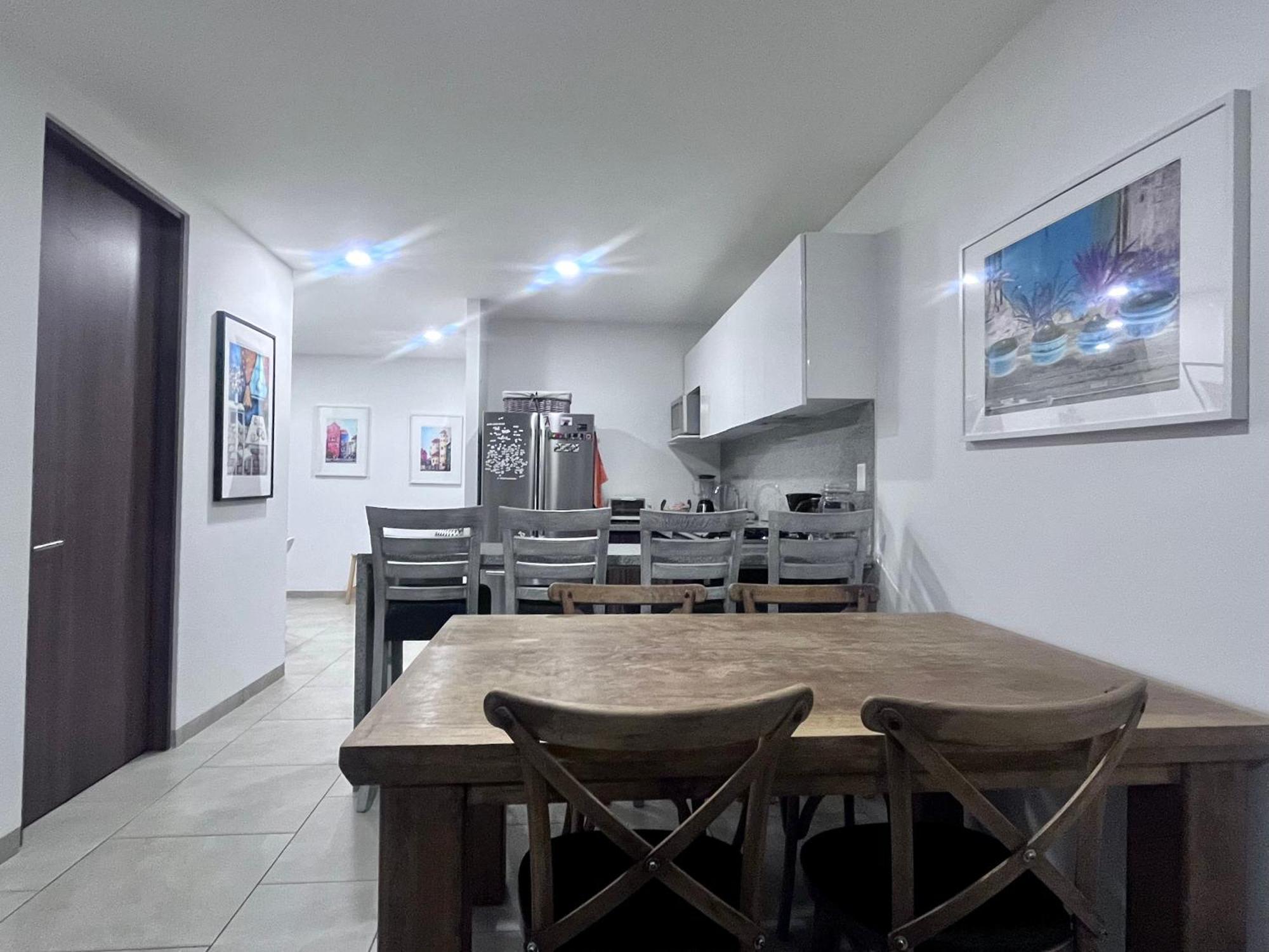 Ml002 - 2br - 2bth Apartment *